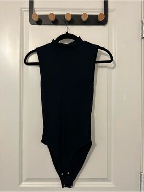 Topshop Black Sleeveless Mock Neck Bodysuit